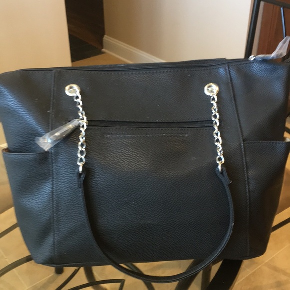 New Stone Mountain textured black pocketbook. - Picture 2 of 4